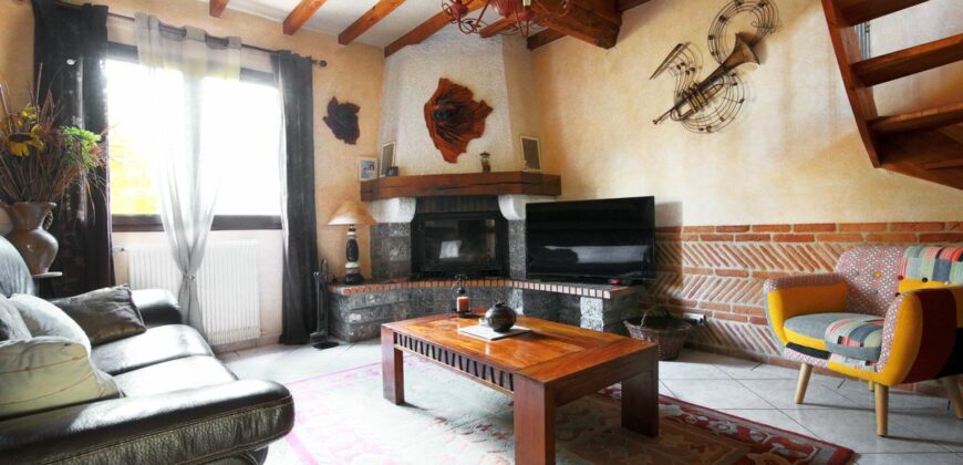 Maison T6 de 200 m2 sur 2625m2 de terrain